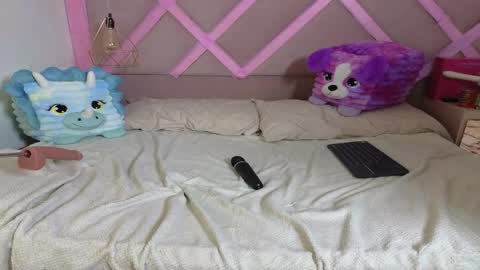 Snapshot of sophia_grand chatting on June 5, 7:14 am Sophia Grand online show from June 5, 7:14 am