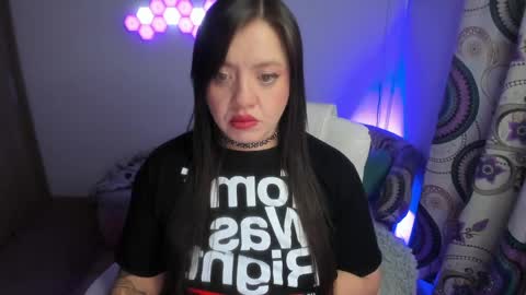 Snapshot of sophia_grants chatting on April 28, 2:21 am sophia_grants online show from April 28, 2:21 am