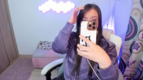 Snapshot of sophia_grants chatting on May 24, 5:45 am sophia_grants online show from May 24, 5:45 am