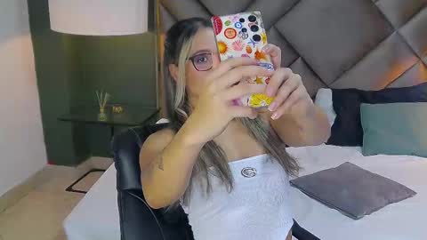 Sofia online show from September 20, 3:02 pm