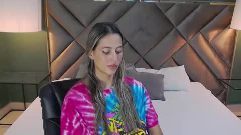 Sofia online show from October 18, 2:07 pm