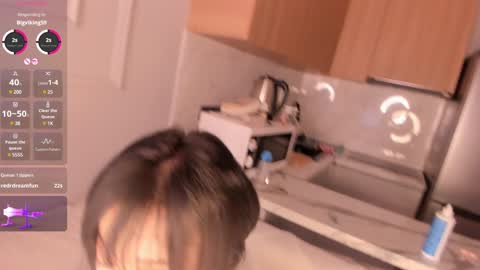 QUEEN OF SQUIRT online show from February 8, 1:11 pm