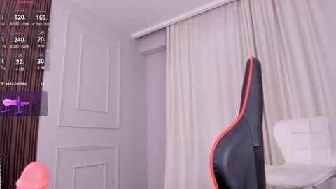 QUEEN OF SQUIRT online show from March 5, 3:18 pm