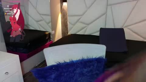 Snapshot of sophiaa_7 chatting on October 2, 11:17 am Sophi online show from October 2, 11:17 am