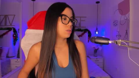 Sophie Hill  online show from December 2, 8:48 pm