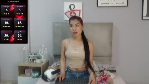 Sophia Bedford online show from June 7, 1:48 pm