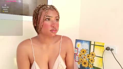 Snapshot of sophiabloss chatting on June 27, 7:19 pm Sophie online show from June 27, 7:19 pm