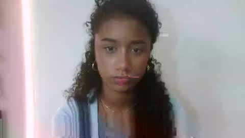 Sophia online show from February 6, 9:51 pm