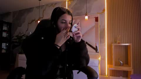 sophiadoll_tf online show from January 31, 9:24 pm