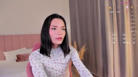 Sophia online show from April 29, 11:33 pm