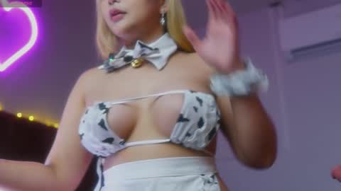 Sophia online show from March 7, 8:39 pm