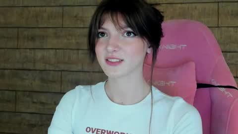 Snapshot of sophiaprove chatting on May 3, 4:57 pm SophiaProve online show from May 3, 4:57 pm