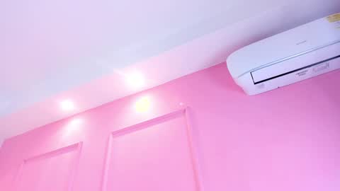 Snapshot of sophiawhite__ chatting on March 3, 7:17 pm SOPHIA online show from March 3, 7:17 pm