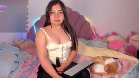 Clara sophia online show from June 17, 4:15 am