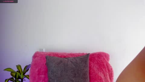  Sophie  online show from December 18, 7:52 pm