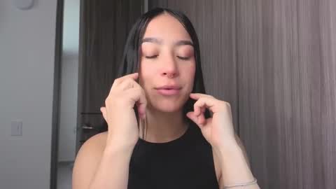 Sophie  online show from September 16, 1:45 pm