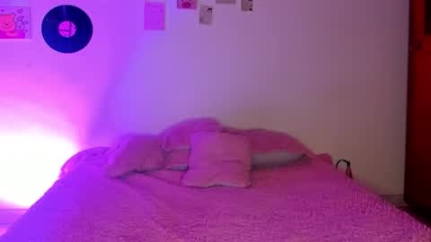 Sophie online show from March 4, 6:41 am