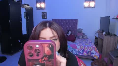sophie doll online show from June 28, 9:43 pm