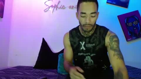 SOPHIE - FOXX online show from July 27, 12:01 pm