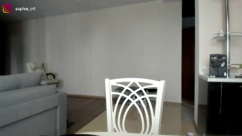 Sonya  online show from April 25, 6:05 am