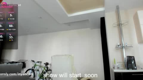 Snapshot of sophie_in chatting on June 6, 6:18 am Sonya online show from June 6, 6:18 am