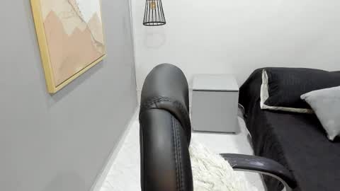 Sophi online show from February 10, 11:47 am