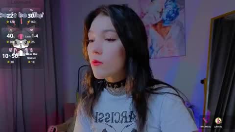 sophie_nomenal_ online show from November 11, 9:26 pm