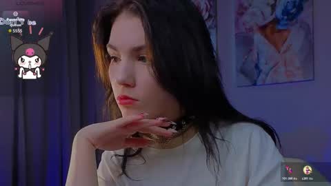 sophie_nomenal_ online show from November 18, 2:43 pm