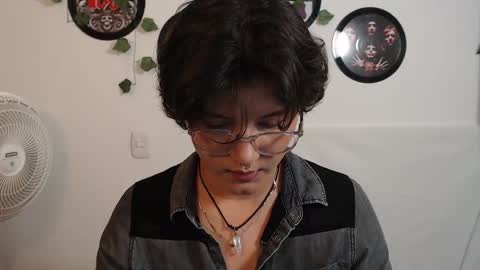 sophie_ross1 online show from September 28, 3:12 am