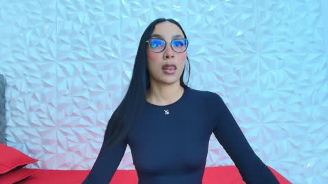 sophie_willow online show from March 25, 8:04 pm