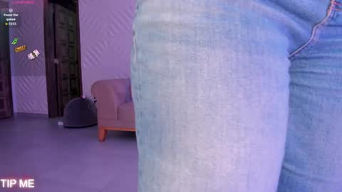 Sophie online show from April 20, 12:35 am