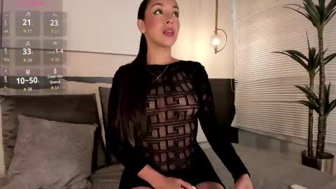     online show from November 4, 8:41 pm