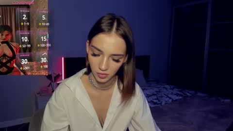 Sophie online show from November 14, 10:25 am