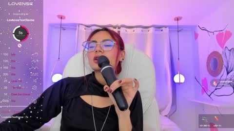 Snapshot of sophiecherry_ chatting on December 7, 1:36 am   Sophie  IG sophiecherry es   online show from December 7, 1:36 am