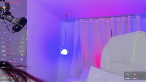 Snapshot of sophiecherry_ chatting on January 4, 12:37 am   Sophie  IG sophiecherry es   online show from January 4, 12:37 am