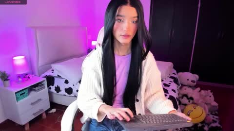    online show from December 15, 11:47 am