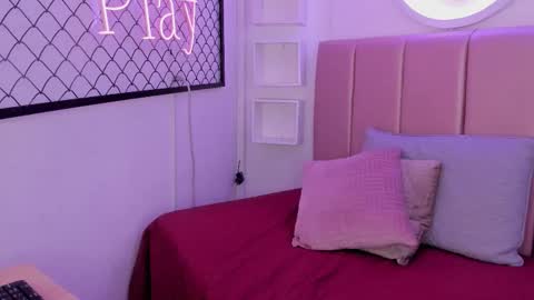 Sophie  online show from October 2, 2:57 pm