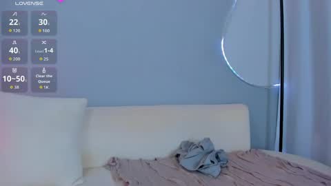 Sophie online show from April 24, 11:18 pm