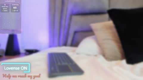 Sophie  online show from February 14, 5:25 pm