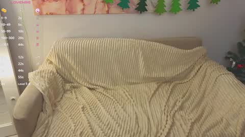 Sophie online show from December 17, 2:22 pm