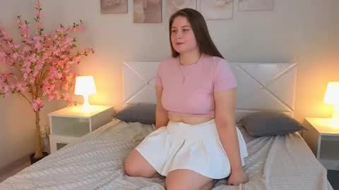 Sophie online show from February 24, 10:37 am