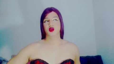 sophiehillsxo online show from February 24, 2:20 am