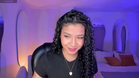 Snapshot of sophiehouston_ chatting on October 26, 4:07 am Sophie Houston online show from October 26, 4:07 am