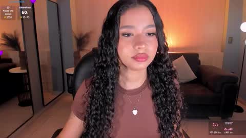 Snapshot of sophiehouston_ chatting on November 22, 7:24 pm Sophie Houston online show from November 22, 7:24 pm