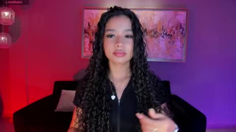 Snapshot of sophiehouston_ chatting on November 26, 4:24 am Sophie Houston online show from November 26, 4:24 am