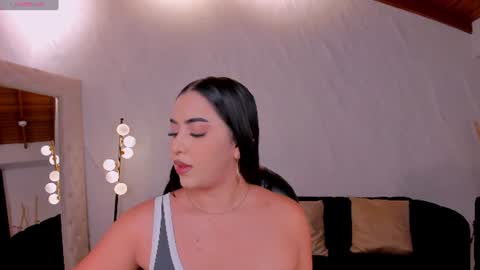 Snapshot of sophielanne chatting on July 19, 4:49 am Sophie online show from July 19, 4:49 am