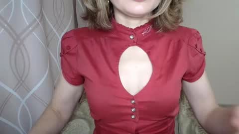 Snapshot of sophiemisss chatting on October 14, 8:26 am Sophiemisss online show from October 14, 8:26 am