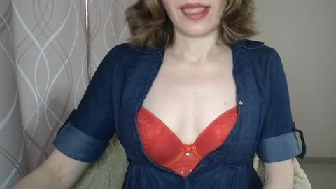 Sophiemisss online show from March 25, 7:47 am
