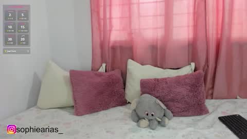 Snapshot of sophienovoa1 chatting on September 11, 9:04 pm Sophie online show from September 11, 9:04 pm