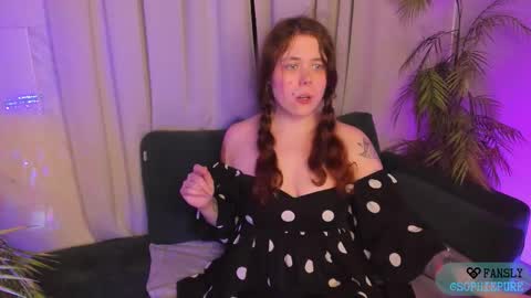 Sophie online show from March 4, 9:10 pm